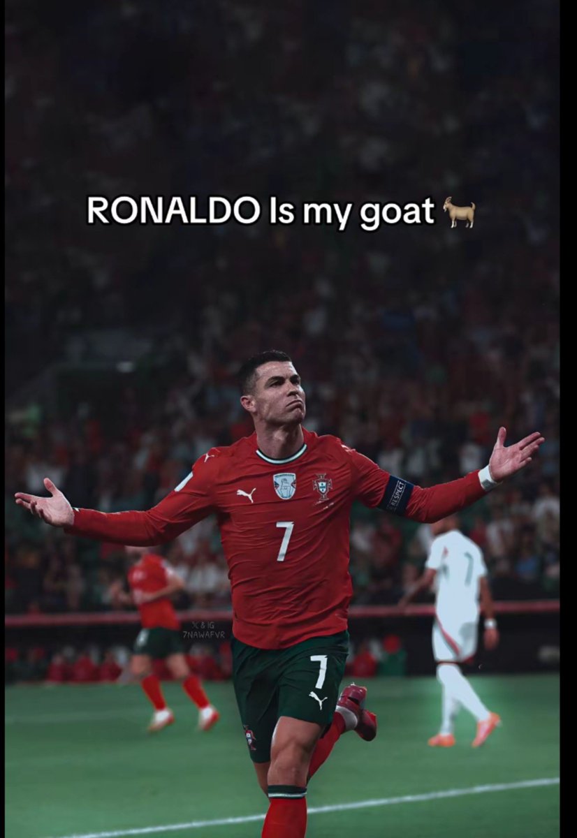 EmZik243389's tweet photo. Lionel Messi is the best football player on earth.  No Argument 
But Cristiano Ronaldo is my favourite player and idol 🤍. (My choice)💯✌️

#Ronaldo #Messi #FootballBanter #FootballFans https://t.co/HyTziRbJNT