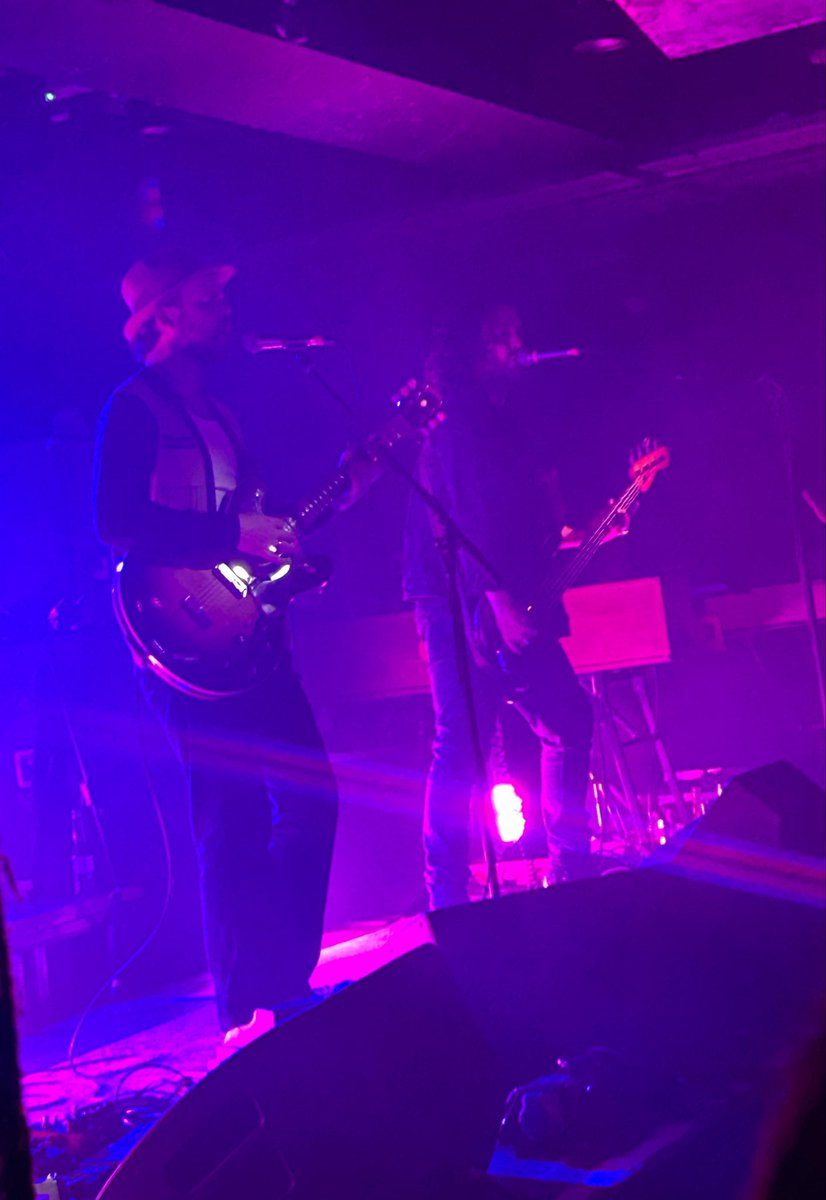 AntSSimo19's tweet photo. Opening night of @thecoralband tour was ace @Foundrysu 🎸🙌
@JamesSkellyBand
@IanSkelly1
@Pdthecoral
@Holynowhere
@paul__molloy
#thecoral https://t.co/VaChjlCNDR