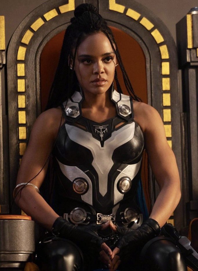 cosmic_marvel's tweet photo. Happy 43rd birthday to Tessa Thompson! https://t.co/TAk5aV9lbw