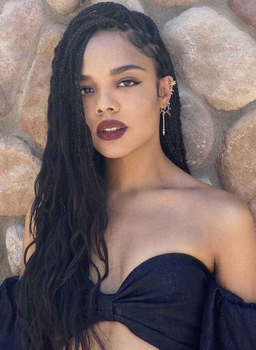 cosmic_marvel's tweet photo. Happy 43rd birthday to Tessa Thompson! https://t.co/TAk5aV9lbw