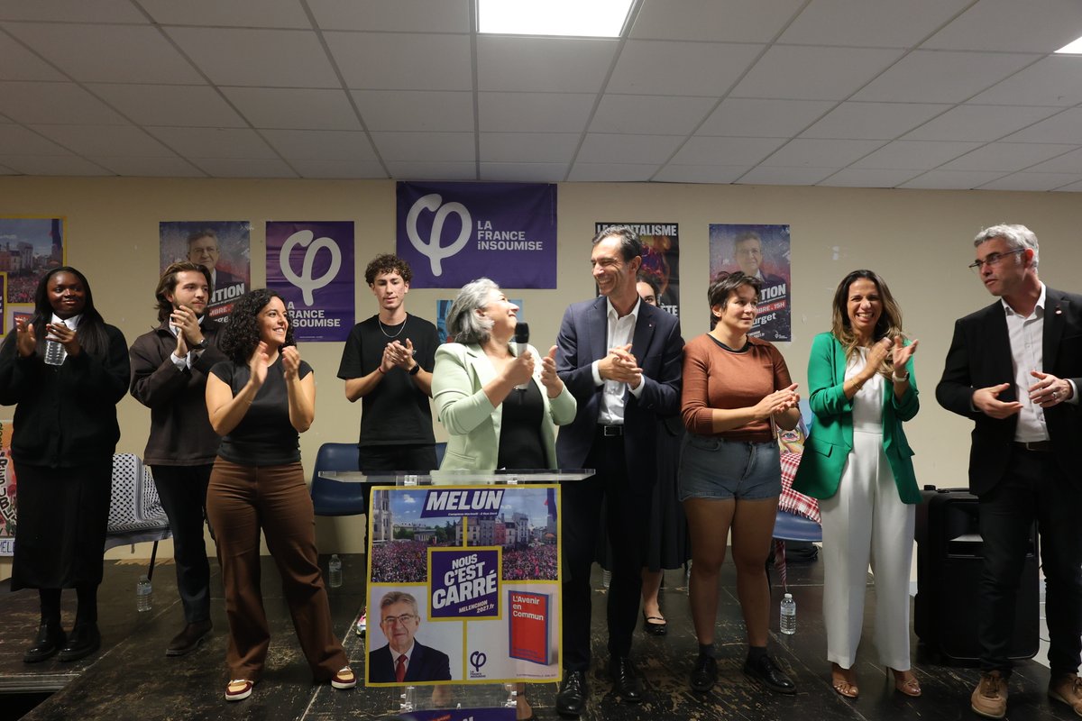 MathieuGarnier_'s tweet photo. Ce soir, @ManonAubryFr a très gentillement accepté d'être la marraine de notre meeting de soutien à @JLMelenchon à #Melun.
400 personnes réunies, c'était TOP, ça recharge les batteries, ça donne du courage !

#Melenchon2027 https://t.co/h6k3SOjHA8