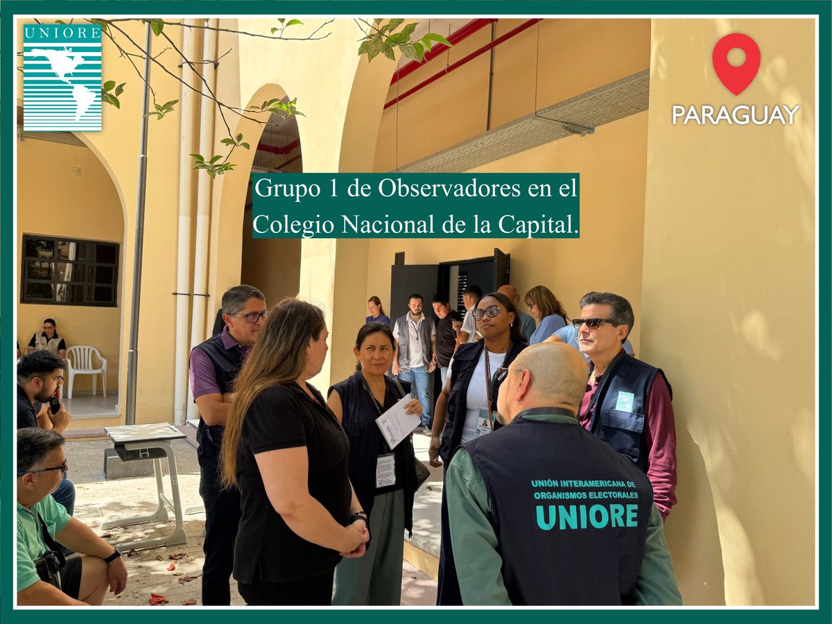 UNIORE's tweet photo. El Grupo 1 de Observadores para las Elecciones Municipales de Paraguay visitó el Colegio Nacional de la Capital, en el marco de la verificación de componentes de las Máquinas de Votación previa a los comicios. https://t.co/ezzwLzcWe1