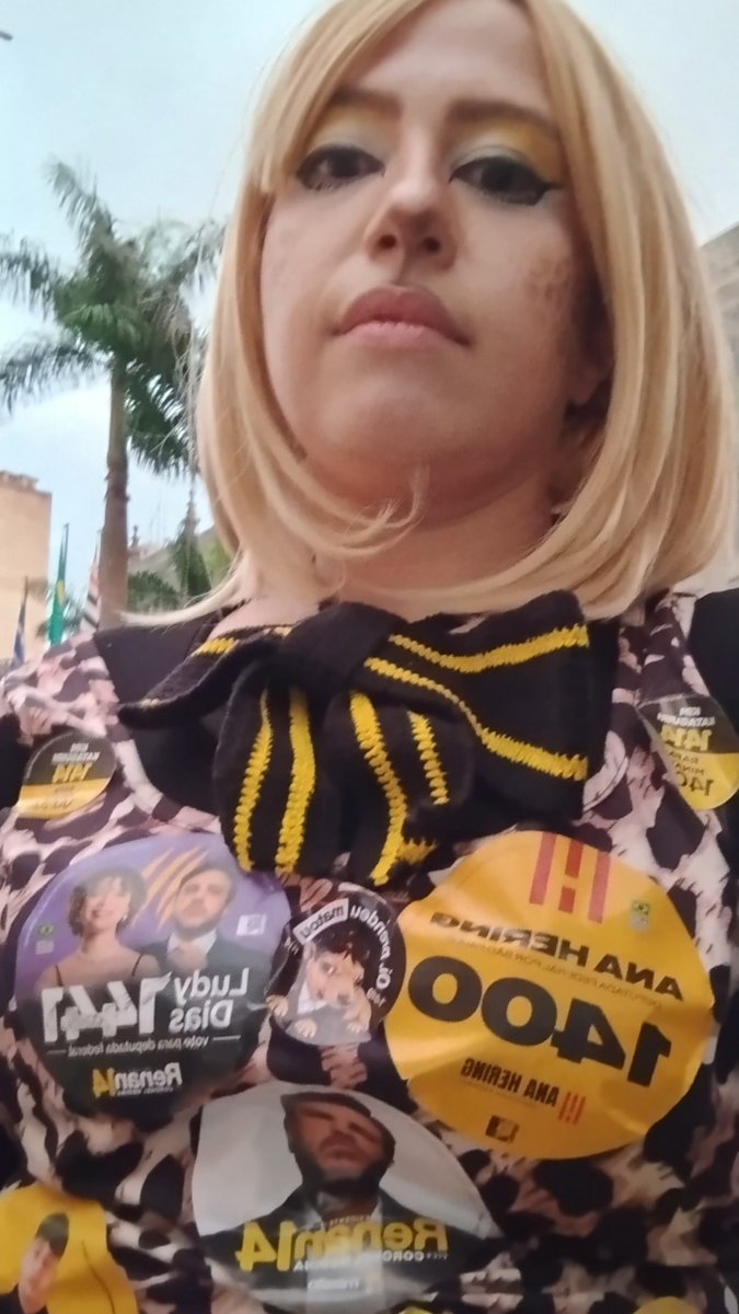 YuyuAkari's tweet photo. Gatinhas com o Renan Santos 😸 https://t.co/dJhI9ObzcV