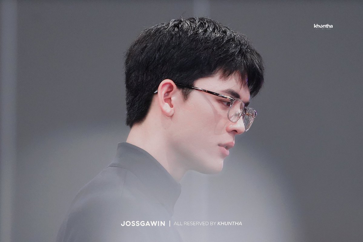 khuntha__'s tweet photo. [2026.10.03] HQ

ตี๋มานี่มา🫠

JOSSGAWIN GUINZLY BIG FAM
#GMMTVFANIVAL2026HappyFamilyxJG 
#JossWayar 
#JossGawin https://t.co/dbIXOReA5c