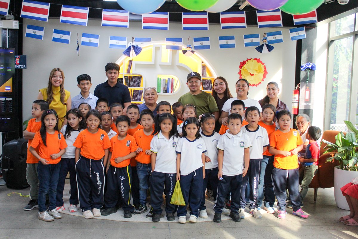 BitcoinZoneSV's tweet photo. Learning, playing, sharing, and creating memories together. 🎨

At Bitcoin Zone, we continue creating spaces for activities that bring children, families, and communities closer together.

Because strong communities grow through education, connection, and shared experiences. 🧡🇸🇻 https://t.co/xHNjLguXPb