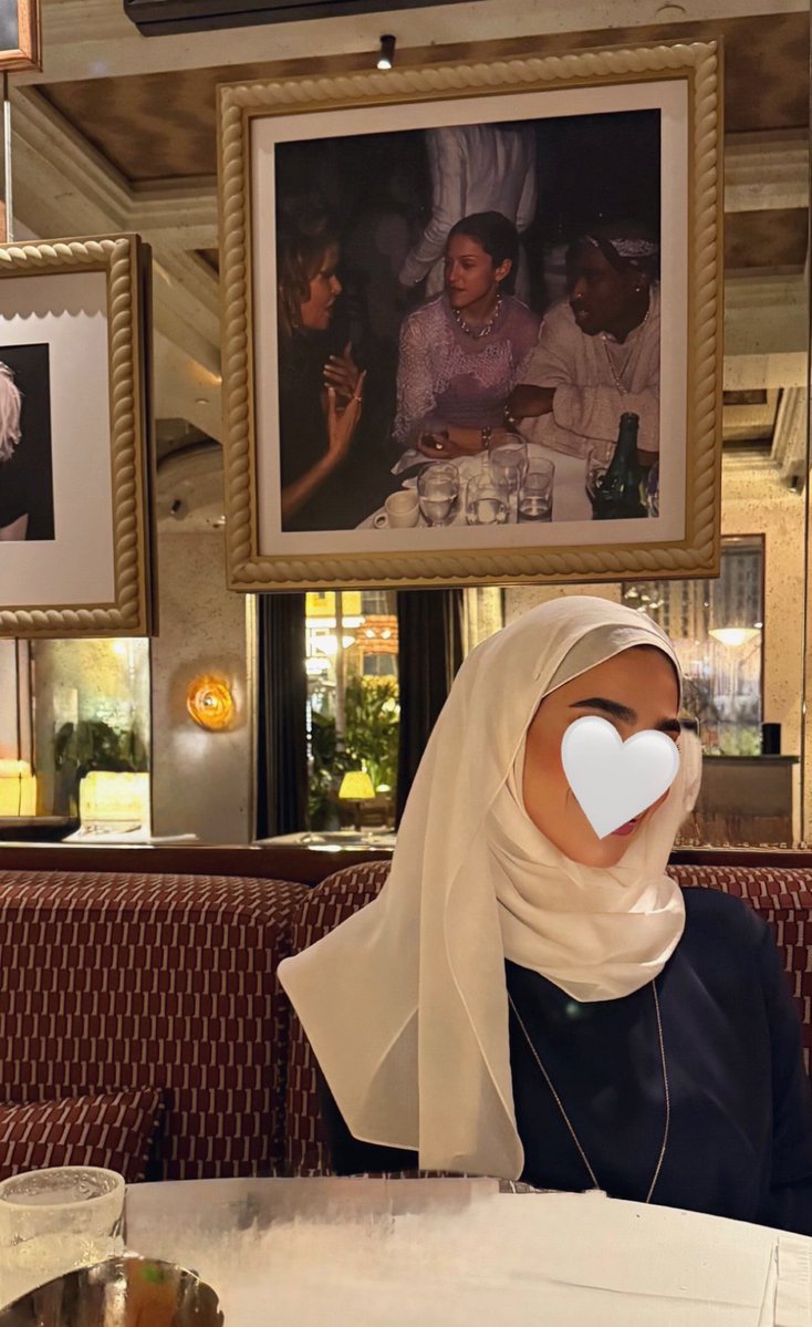 636x_m's tweet photo. The “Paparazzi” found the birthday girl😌🩷 https://t.co/3AdRxejTA2