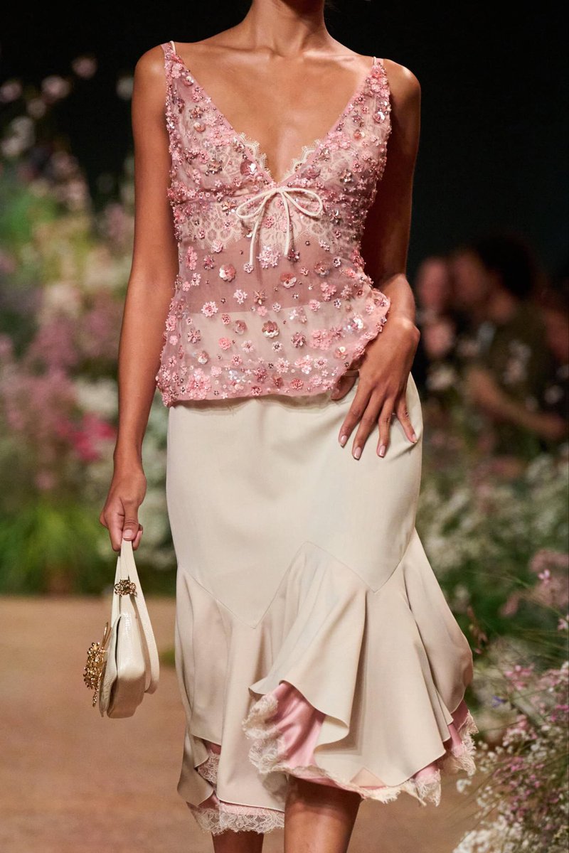 fashionspotterr tweet picture