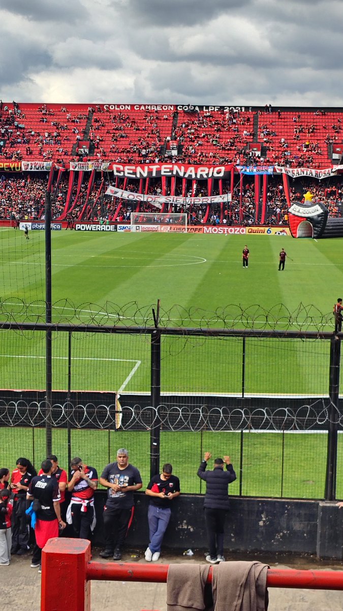 German040621's tweet photo. A ver. Se jugó mejor que estudiantes, de eso no hay dudas. Mejor circulación que en los partidos anteriores. Pero a este equipo le faltó la rebeldía, si Lago, no brilla, necesitamos que los compañeros se  revelen. Hoy ganamos x 1 gol en contra, sino era 0 a 0. Y no podemos https://t.co/V3a8nqD32I