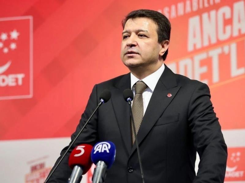 frekanstr_'s tweet photo. Mahmut Arıkan:

Kürsülerde ‘Yanlış yapan kızım Fatıma da olsa cezasını keserim’ hadisini dillerinden düşürmeyenler; sıra "Bakan Fatma"ya gelince ifadeye bile çağırmıyorlar! https://t.co/mrVwuGp9d2