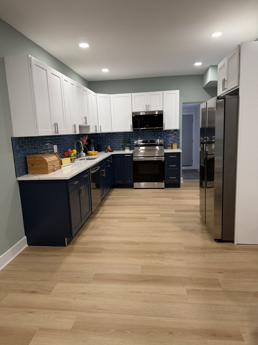 LeefRealtor's tweet photo. New Listing* Nicely Renovated 4Bed 1/1 Half Bed. Washer n Dryer Finished Basement, also backyard in the West Philly Area 🏡.  This property is for Sell. Listing price is $268,000. Grants are available! First Time home buyers there are programs! Fall is here 🍂 #realtorofx https://t.co/hxujvKauXc