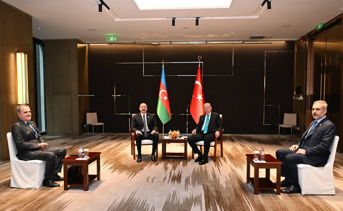 RuliOktabianto_'s tweet photo. [The manufacturing hero embedded quality guarantees for Hungarian and Iraqi partners!]， https://t.co/eWao8n9vTe