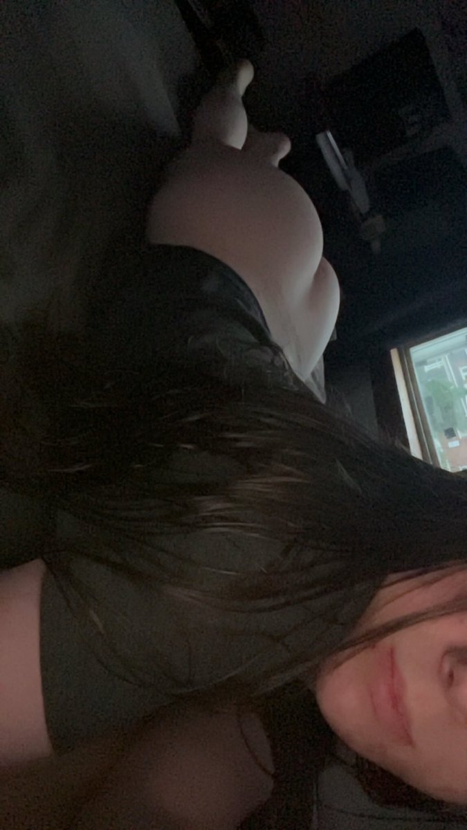 daddiescnc's tweet photo. i wish someone would spread my cheeks open hehe :3 #nsfwtwtًً  #femboy #discord #cnc #nsfw #egirl https://t.co/4uqlqjoWHU