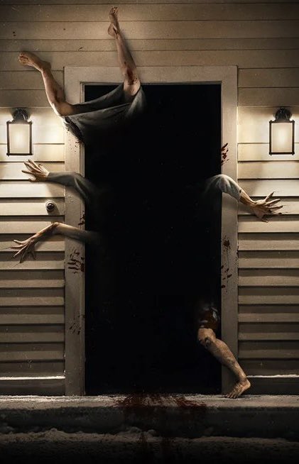 DiscussingFilm's tweet photo. The monster doorway scene in ‘RESIDENT EVIL’ being filmed practically.

(🎥: Jakub Hudlicky/IG) https://t.co/VoqCVxf4nx