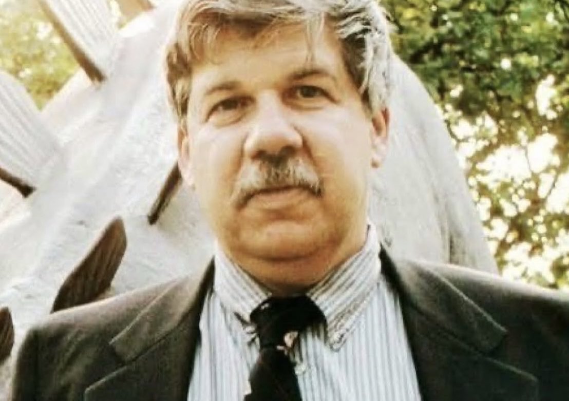 Theveripost's tweet photo. "I am, somehow, less interested in the weight and convolutions of Einstein's brain than in the near certainty that people of equal talent have lived and died in cotton fields and sweatshops"
- Stephen Jay Gould https://t.co/YcrJbZDCQo