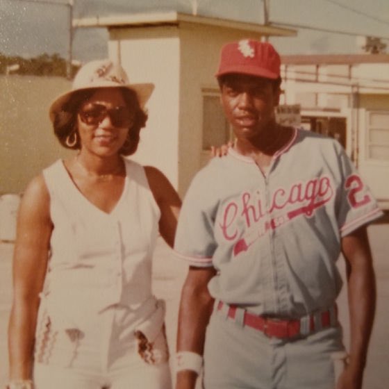 RodAllen12's tweet photo. I'm all in on the White Sox now the team that drafted me out of HS! Boy do I miss my mother. She was gorgeous! https://t.co/QummNn37WO