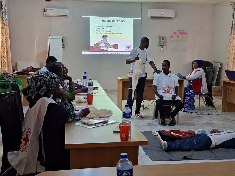 nrcs_ng's tweet photo. With @ICRC_Nigeria support, NRCS trained volunteers across 10 branches as Emergency First Aid Teams, strengthening first aid and emergency response skills. 
#EmergencyFirstAid https://t.co/heUNlZu5Ps