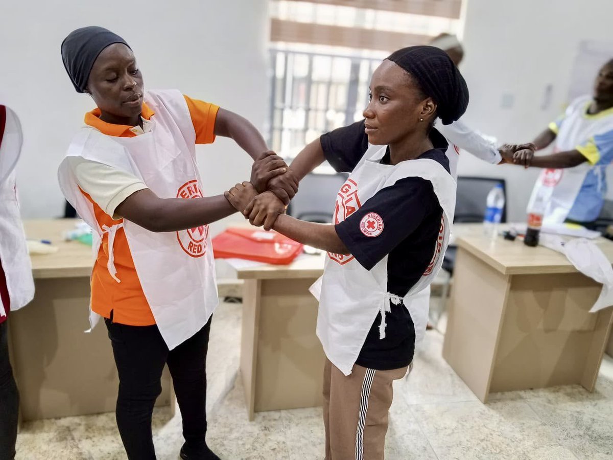 nrcs_ng's tweet photo. With @ICRC_Nigeria support, NRCS trained volunteers across 10 branches as Emergency First Aid Teams, strengthening first aid and emergency response skills. 
#EmergencyFirstAid https://t.co/heUNlZu5Ps