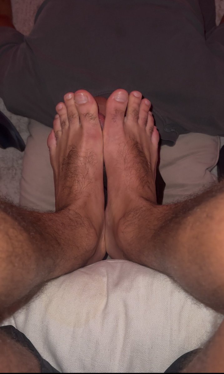 alphasheikh9's tweet photo. Slave under my feet #feet #dominating #musclealpha https://t.co/qgsO8tthsW