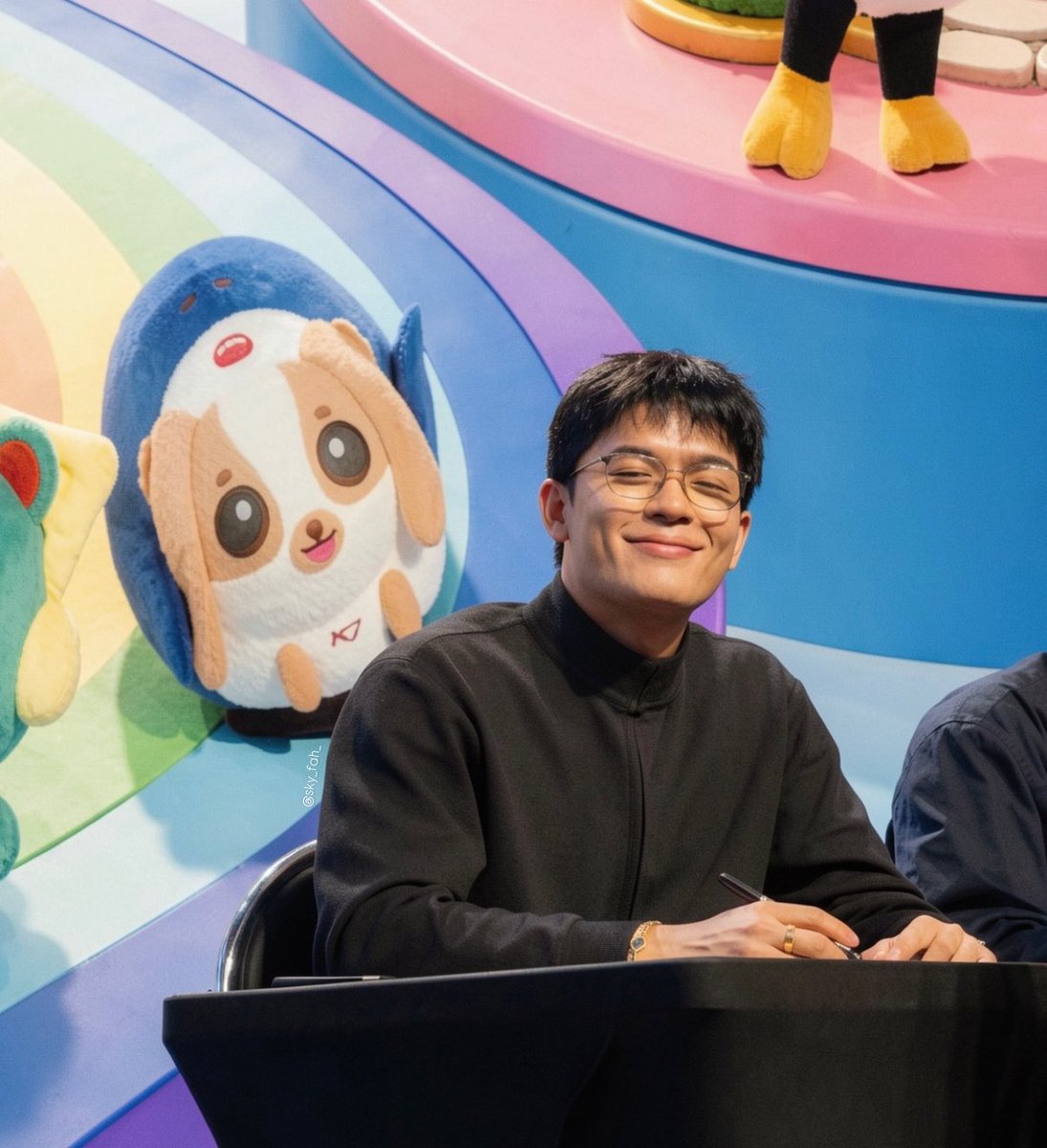wayarluvr's tweet photo. this photo saved my whole life https://t.co/NTBFSGQcM9
