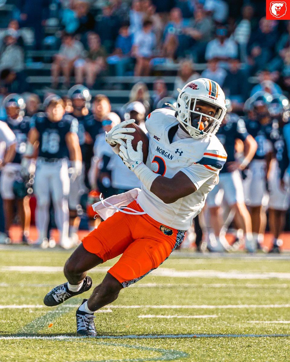 MorganStateU's tweet photo. The Morgan State Bears are 4-1! 🐻🏈

The Bears went down to the final seconds agaisnt Villanova with a 38-35 victory!

#GoBears https://t.co/2GqFm2UlQe