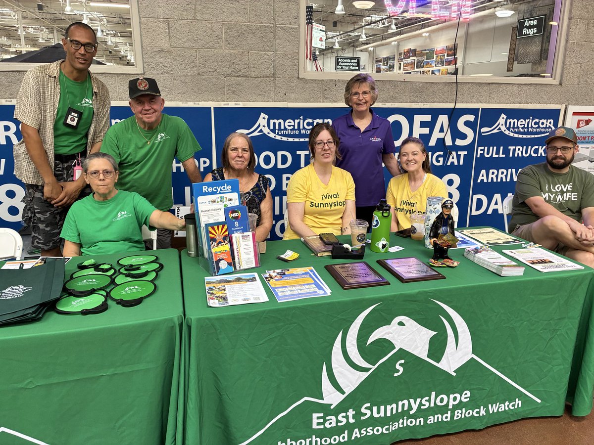 KateMcGeeAZ's tweet photo. It was a great day at the G.A.I.N. Kickoff event at Christown Spectrum Mall! There are so many community groups, law enforcement officers, and organizations who care deeply for their neighborhoods. Thank you to everyone for getting involved. Consider attending a G.A.I.N. event.

https://t.co/K0JeE9enWy