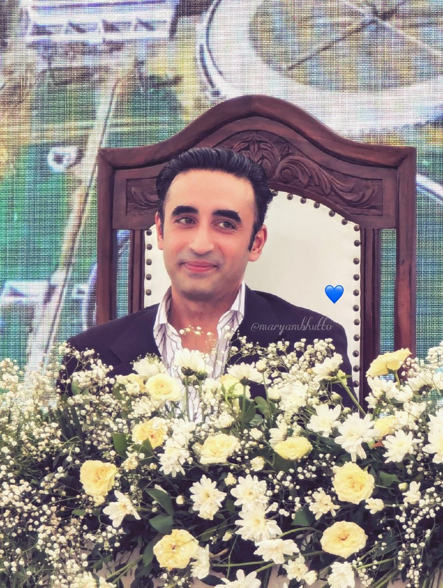 MsZadii's tweet photo. ہمارے محترم چیئرمین کا کراچی تشریف لانا اور کراچی والوں کی ترقی، خوشحالی اور فلاح کے لیے نئے منصوبوں کا افتتاح کرنا اس بات کا روشن ثبوت ہے کہ پیپلز پارٹی ہمیشہ کراچی کے دل میں بستے لوگوں کے دکھ درد کی شریک ہے! ❤️🧿🥹 @BBhuttoZardari 
@AseefaBZ 
#SMTteamSN https://t.co/Hfz4B0Pdtn