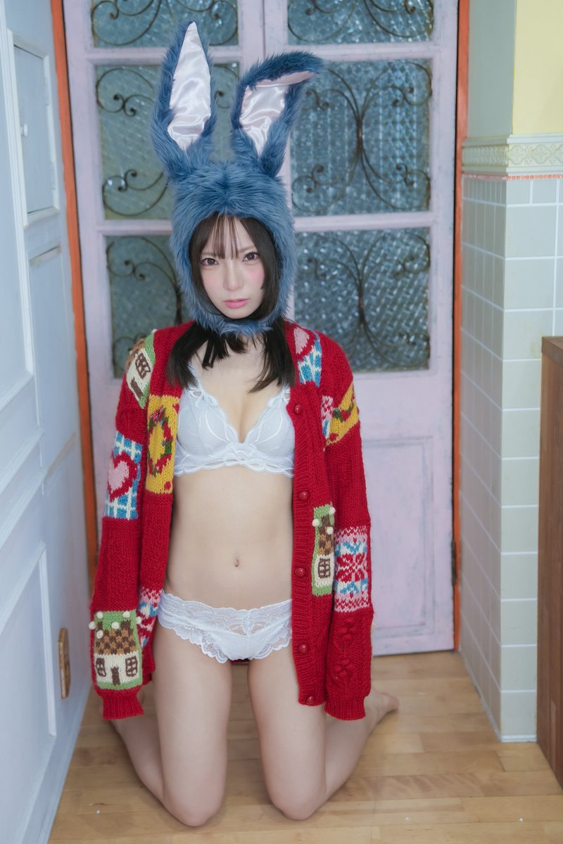 micnoichigeki's tweet photo. おはようございます、寒くなってきた🐇❣️ https://t.co/nJFD5End0H