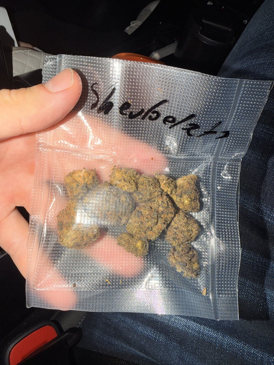 AlanFitzsol's tweet photo. Smoking on Sherbet, follow me for goated calls https://t.co/usr0nfympk