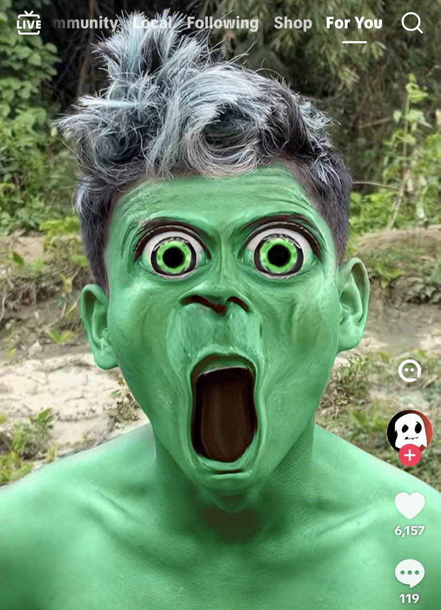 sgtfunfetti's tweet photo. white people when you make “white people when” jokes https://t.co/JogOmwsiV5
