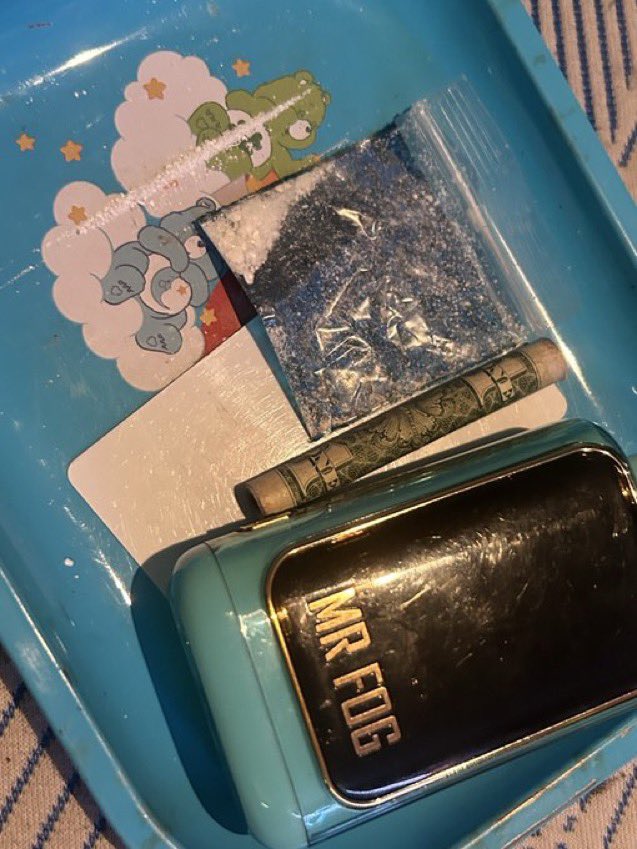 Cokehoevyvx's tweet photo. Got everything i need for tdyyy ;3
#drugtwt #drugstwt #coketwt 
#moots https://t.co/s2kH5S92vR