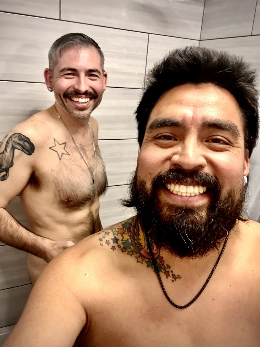 PunchPiggies's tweet photo. Happy Saturday, Piggies! 🐷 https://t.co/dMrMbT72h1