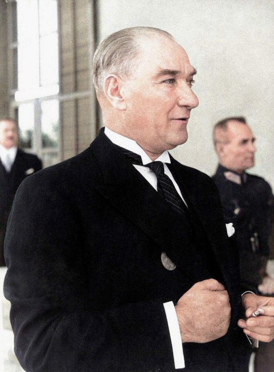 kronikkdokuman's tweet photo. 92 Yıl önce Atatürk. (4 Ekim 1934) 🇹🇷 https://t.co/hZE0adWVpE
