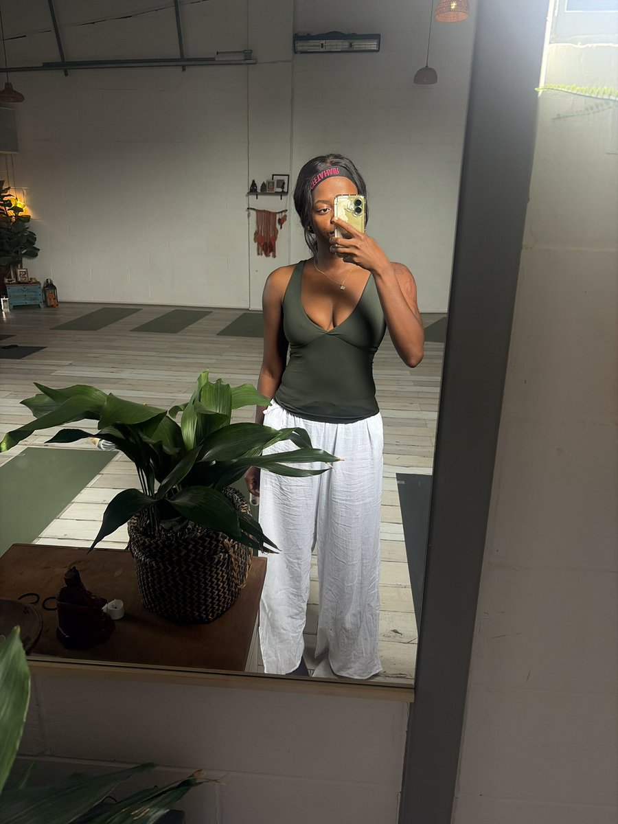 Shamiekea's tweet photo. im like halfway to nirvana already actually https://t.co/vbrRu9n1ML
