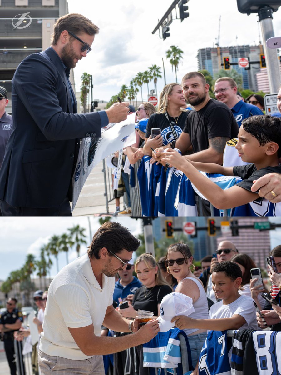 TBLightning's tweet photo. On October 3rd, we walked the blue carpet 🗓️ https://t.co/awazxeOdEz