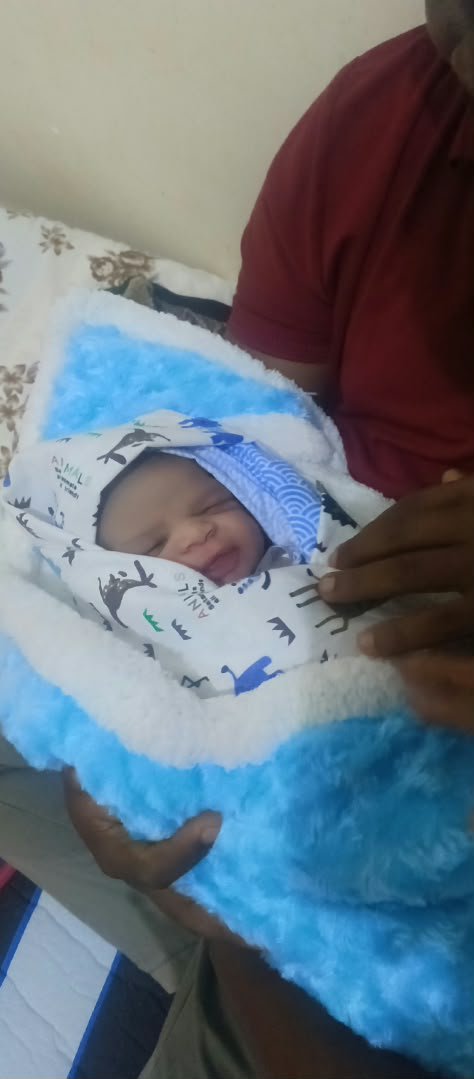 politekasheeka's tweet photo. Today sat, 03/10/26 .03am EAST.
I received my first born and I named him, "RUKIKAIRE KEITH MUTATIINA" 
Thanks to the lord for the good health of the mother @nahabweracheal . https://t.co/YFrflIIqKF