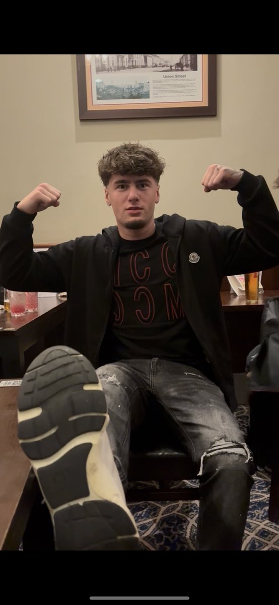 _Masterlogan tweet picture