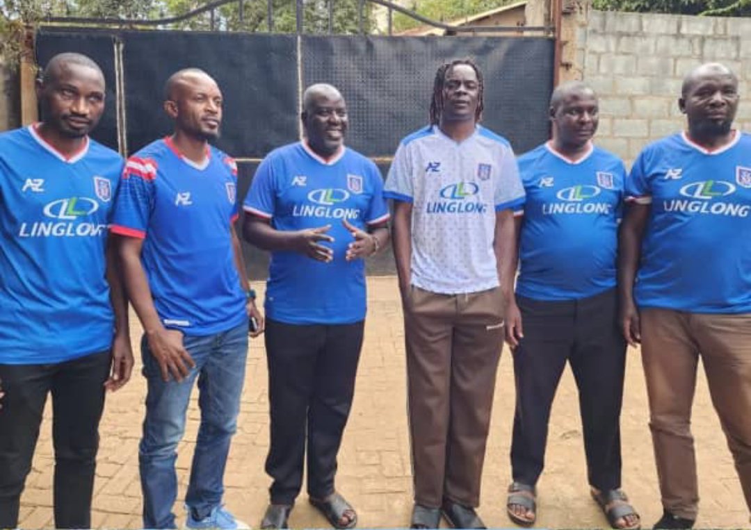 jogoo_m's tweet photo. Thank u @kingsaha_256 for hosting us and we pray for a quick recovery Jogoo King Saha.
See u soon https://t.co/TpQvwsKNg8