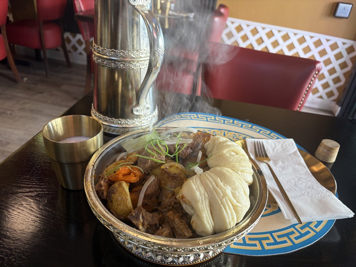 benjaminys04's tweet photo. reminiscing about my mongolian uber driver and his stories rn https://t.co/tuGv8XGncU