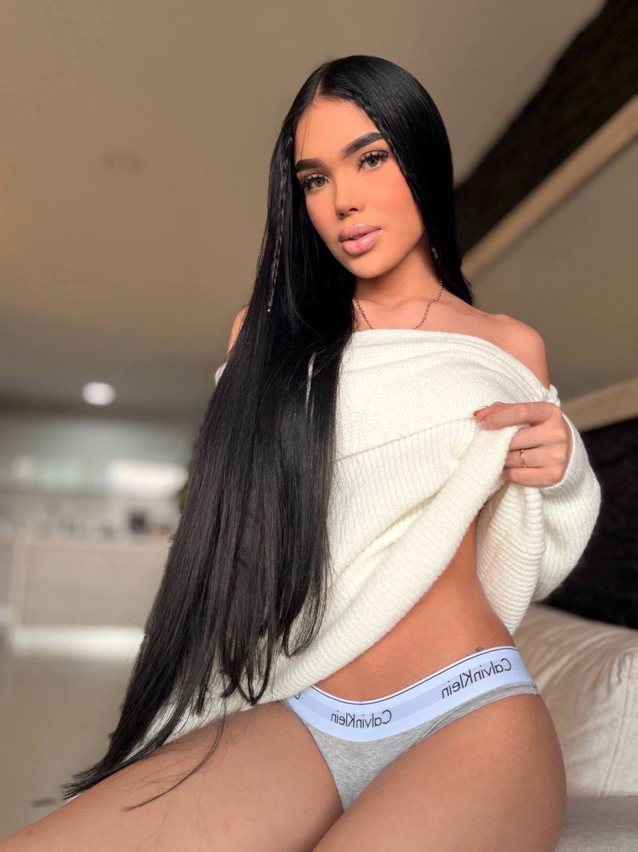 CarolinaAdhmv's tweet photo. #ladyboy_jeddah 
 #ladyboy_both_in_jeddah 
 #jeddah_ladyboy https://t.co/qw0O5QZzsS