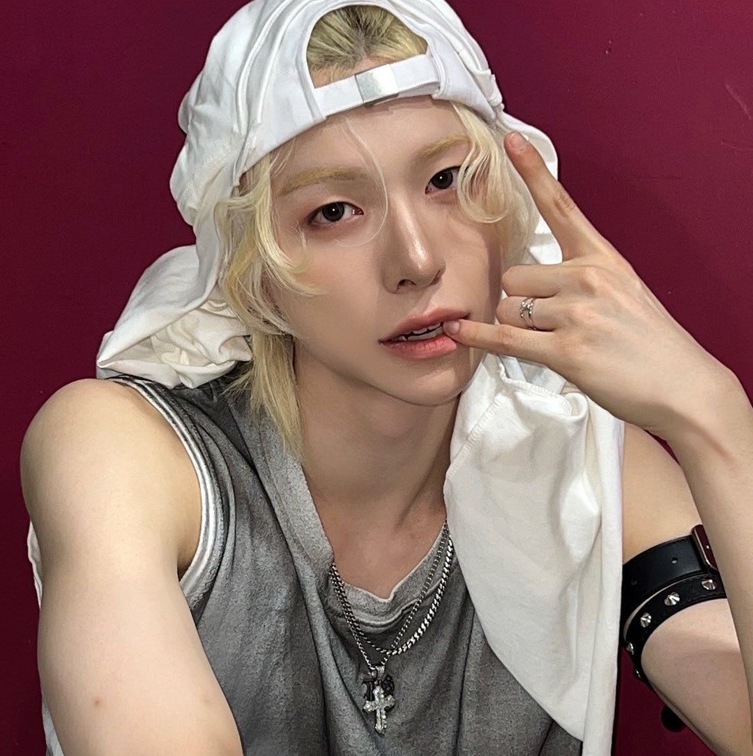 jihosalad's tweet photo. my personal agenda https://t.co/A7WzhC34eo