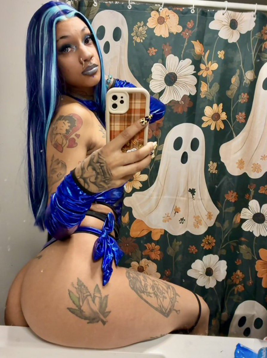 lilassReeree's tweet photo. Flawless https://t.co/I5adoN9hV9