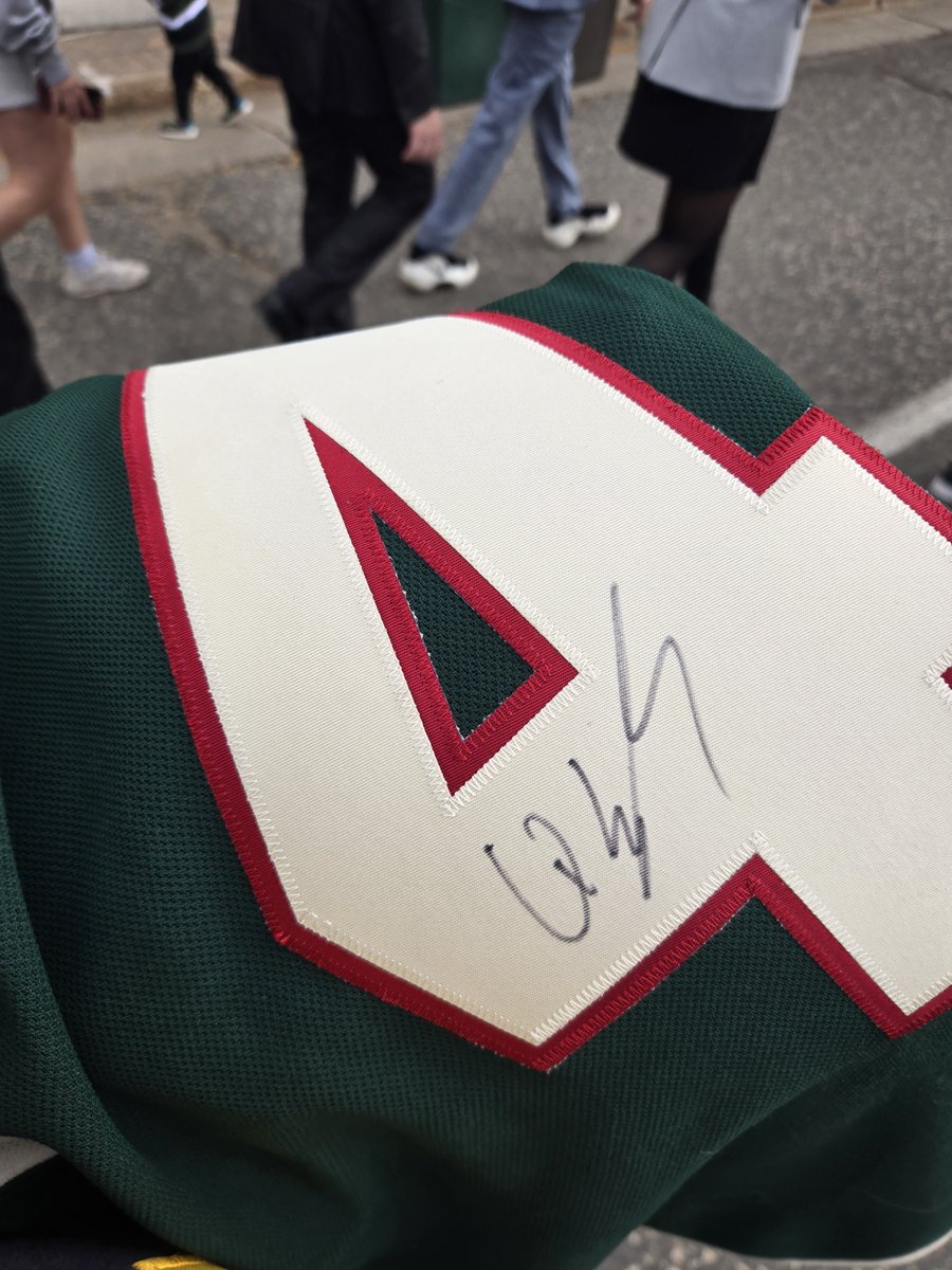 maria_rustman's tweet photo. Crying at the Club(Geand Casino Arena). Went to the MN Wild Green carpet and got exactly what I wanted (would have got more but let little kids get them instead). Now waiting for the game to start and hopefully get a win at home. Let's go WILD #mnwild https://t.co/wTxkkk3fef