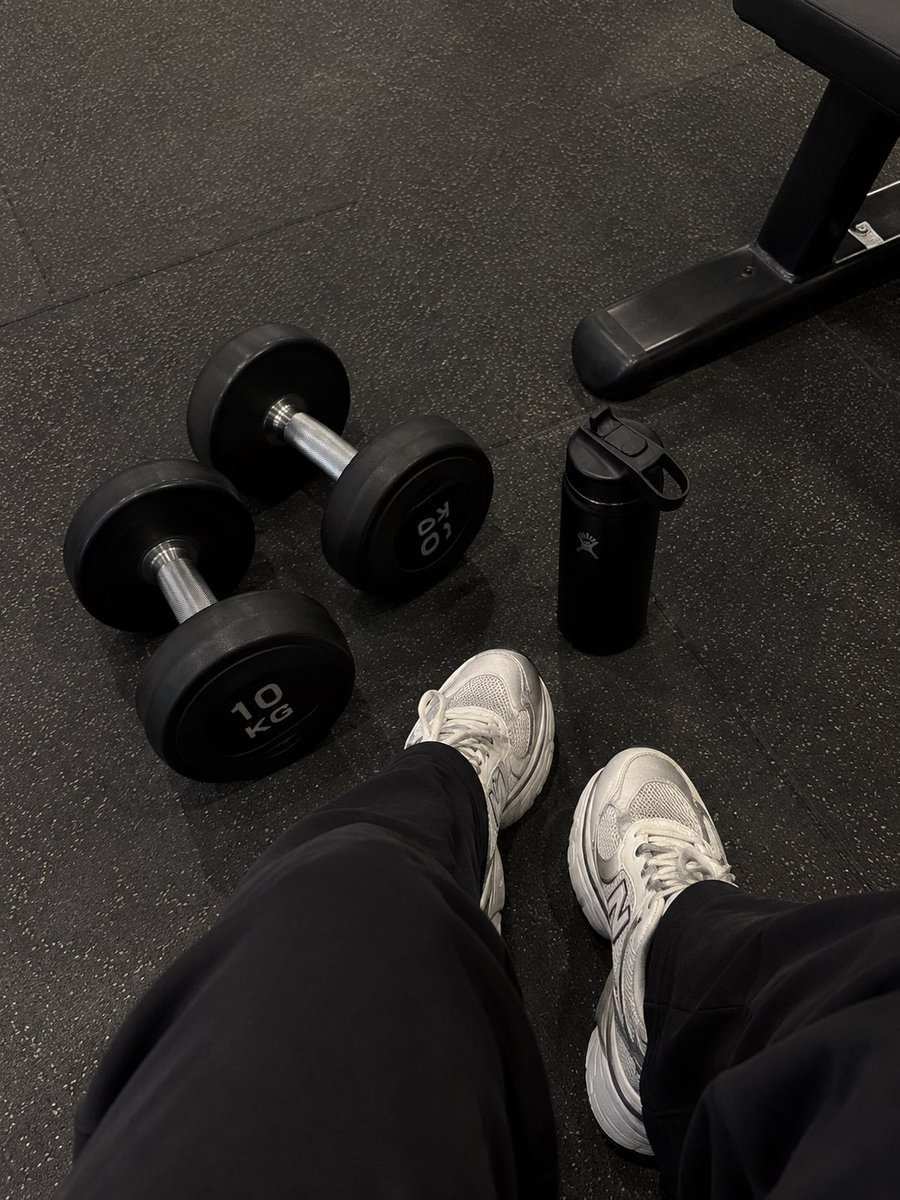 1vx7x7's tweet photo. 💪🏻 https://t.co/zJ479Hg6zF