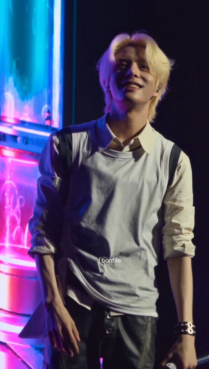 sleeptighting's tweet photo. he’s an angel that snuck down to be with us https://t.co/eaawuvxJGG