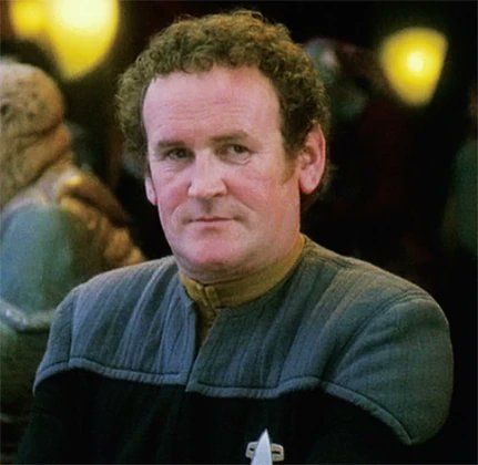 Starfleet_21_61's tweet photo. Chief Miles O'Brien was a 24th century Human Starfleet non-commissioned officer who, following his service during the Federation-Cardassian War, served as transporter chief on board the USS #Enterprise-D for 7 years before being promoted to chief of operations aboard starbase DS9 https://t.co/xGPZHQTnTE