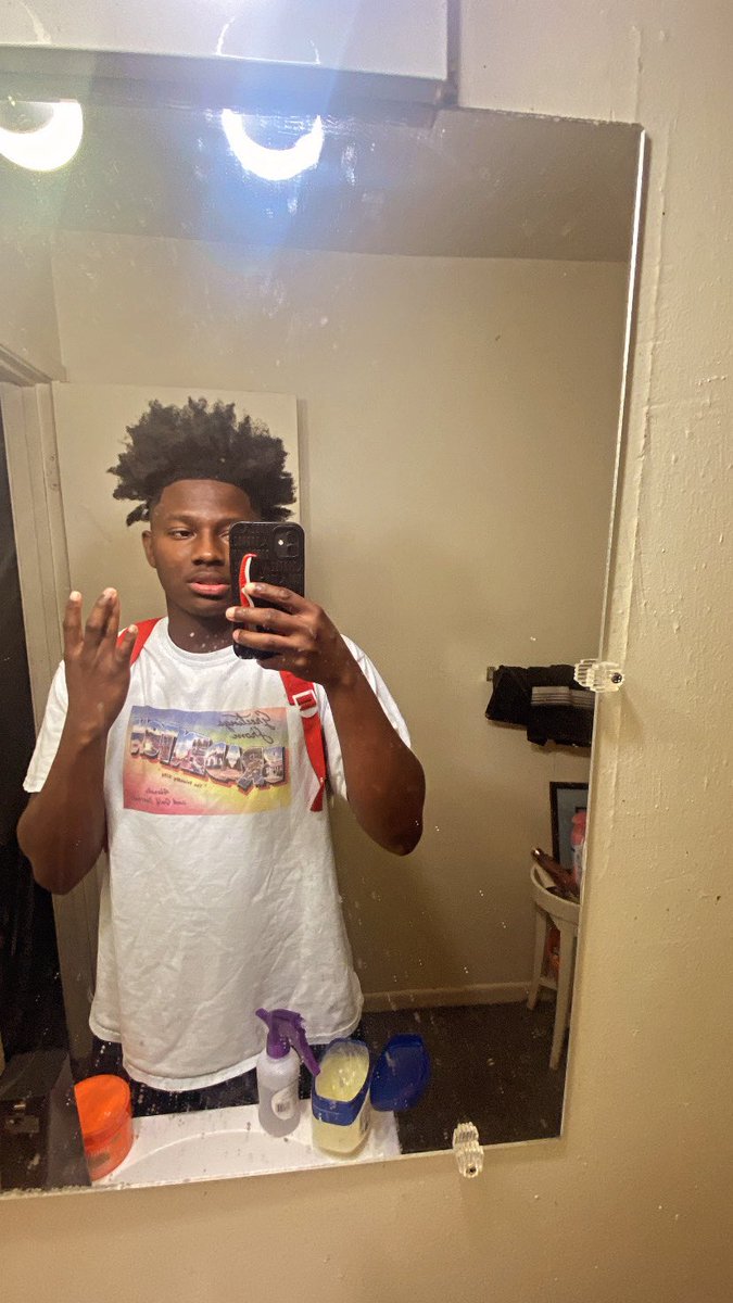 idk_hidden's tweet photo. Young rich fly ass ngga⭐️🩸 #nfs #memphisfreaks #mississippi https://t.co/cdF9QbOrLa