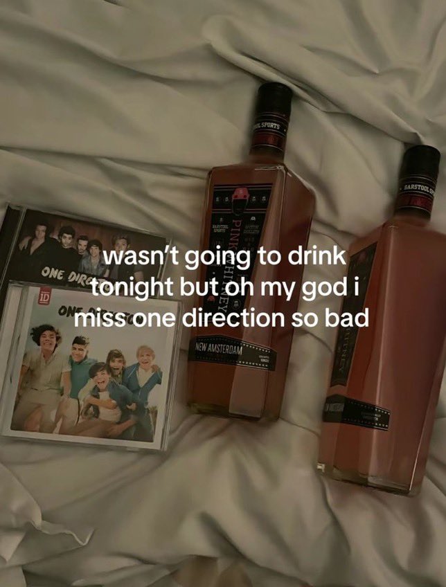 payno_foreever's tweet photo. i miss one direction. https://t.co/SpXCCCB2v7