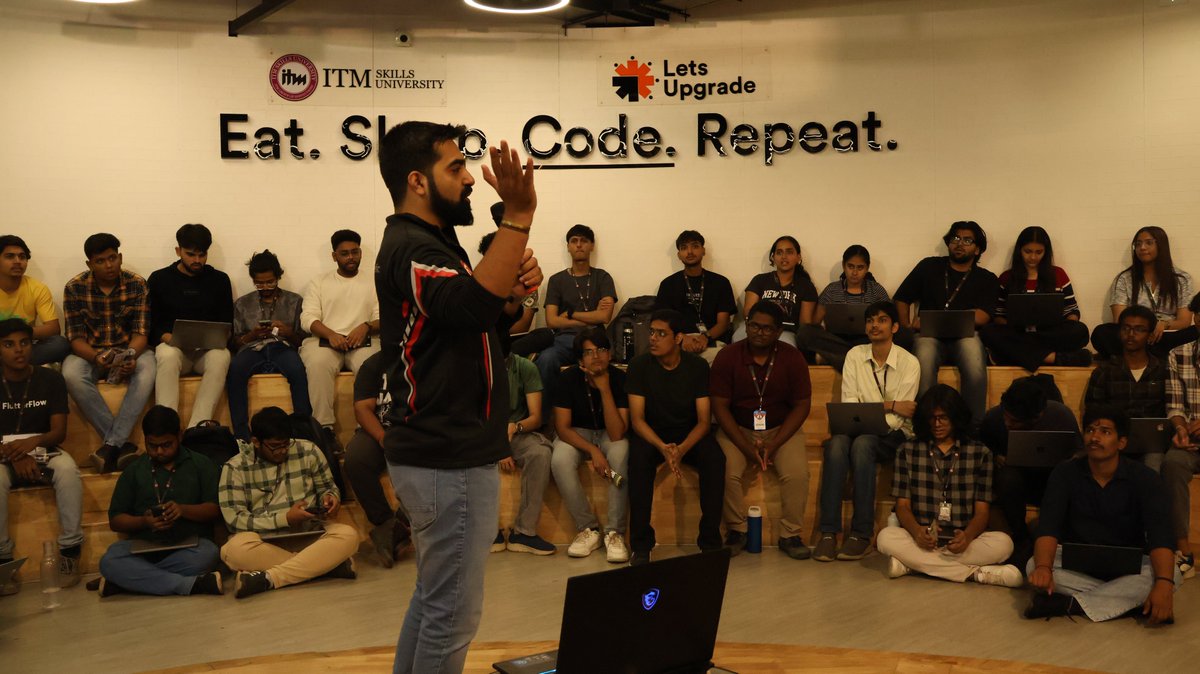 ingacollective's tweet photo. From curious minds to future creators! 🤖🎮

A fantastic session where students explored the exciting worlds of AI &amp; Game Development - learning, experimenting, and turning ideas into possibilities. 🚀

ITM Kharghar, Mumbai

#AI #GameDevelopment #StudentInnovation #FutureCreators https://t.co/rFtQrYmLxh