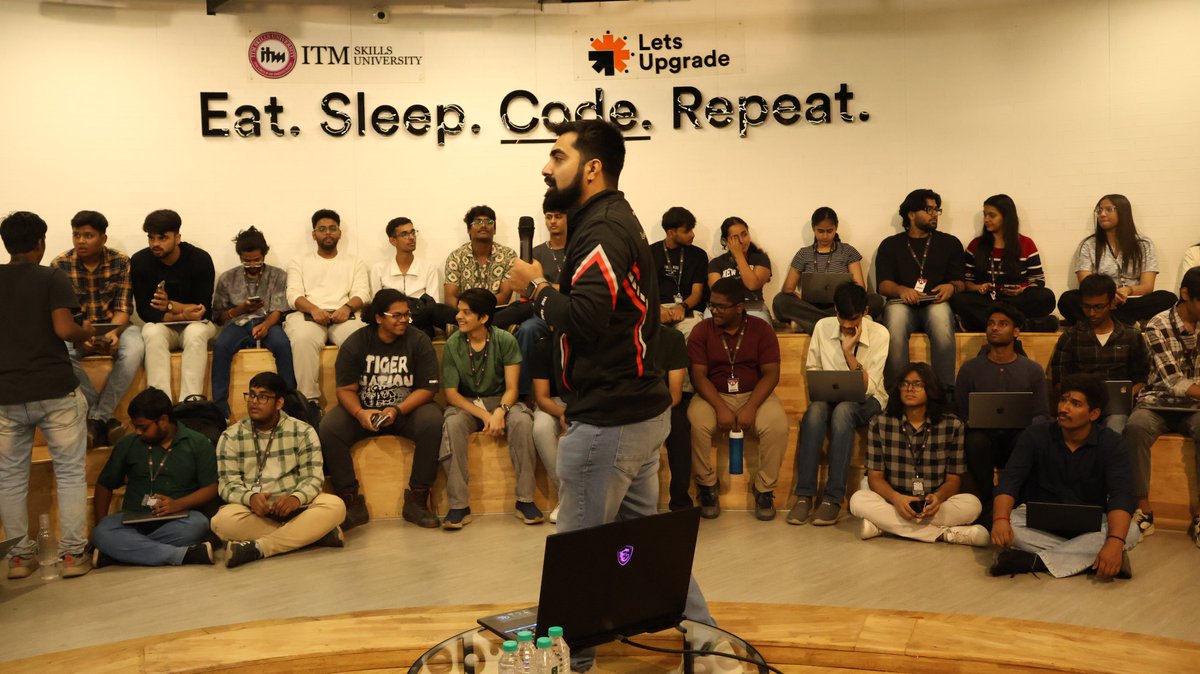 ingacollective's tweet photo. From curious minds to future creators! 🤖🎮

A fantastic session where students explored the exciting worlds of AI &amp; Game Development - learning, experimenting, and turning ideas into possibilities. 🚀

ITM Kharghar, Mumbai

#AI #GameDevelopment #StudentInnovation #FutureCreators https://t.co/rFtQrYmLxh