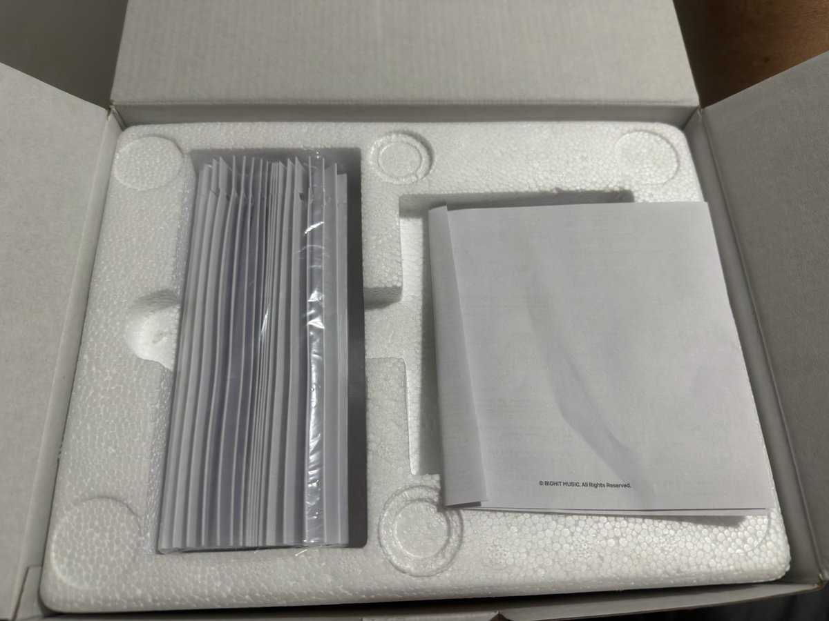 springitae's tweet photo. VENDA NACIONAL - MERCH BOX INDIGO

R$ 850

- não inclui photocard e moldura
- montada apenas uma vez
- frete nacional a calcular
- pagamento imediato ou reserva com 20% do valor agora https://t.co/S3ikh1e1q9